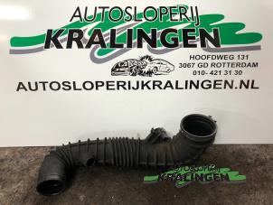 Used Air intake hose Mercedes Vito (639.6) 2.2 109 CDI 16V Price € 50,00 Margin scheme offered by Autosloperij Kralingen B.V.