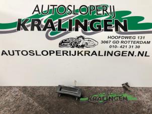 Used Tailgate switch Opel Astra H (L48) 1.7 CDTi 16V Price € 50,00 Margin scheme offered by Autosloperij Kralingen B.V.