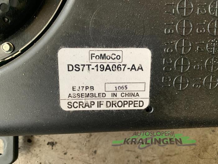 Lautsprecher van een Ford Mondeo V Wagon 1.5 TDCi 2015