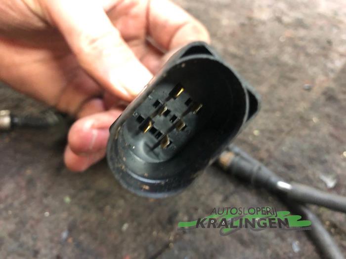 Sonde lambda d'un Volkswagen Passat Variant (3B6) 2.0 20V 2003