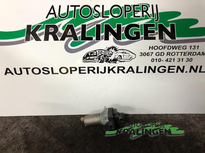Begagnade Extra vattenpump BMW 3 serie Touring (E91) 318d 16V Pris € 35,00 Marginaltabell erbjuds av Autosloperij Kralingen B.V.