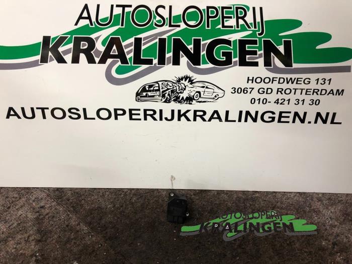 Gebrauchte Luftmassenmesser Toyota Avensis Wagon (T25/B1E) 2.2 D-4D 16V Preis € 40,00 Margenregelung angeboten von Autosloperij Kralingen B.V.