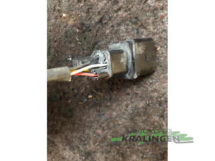 Sonda lambda z Volkswagen Golf V (1K1) 1.6 FSI 16V 2004