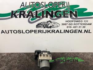 Used ABS pump Citroen C4 Berline (LC) 1.6 16V Price € 40,00 Margin scheme offered by Autosloperij Kralingen B.V.