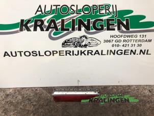 Usagé Feu de freinage supplémentaire centre Ford Ka II 1.2 Prix € 25,00 Règlement à la marge proposé par Autosloperij Kralingen B.V.
