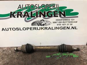 Gebrauchte Antriebswelle links vorne Ford Ka II 1.2 Preis € 50,00 Margenregelung angeboten von Autosloperij Kralingen B.V.