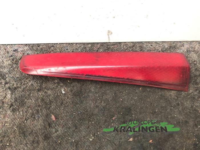 Taillight, left from a Nissan Note (E11) 1.5 dCi 86 2006
