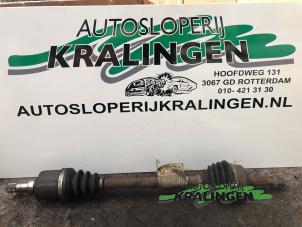 Used Front drive shaft, left Peugeot 207/207+ (WA/WC/WM) 1.4 Price € 50,00 Margin scheme offered by Autosloperij Kralingen B.V.