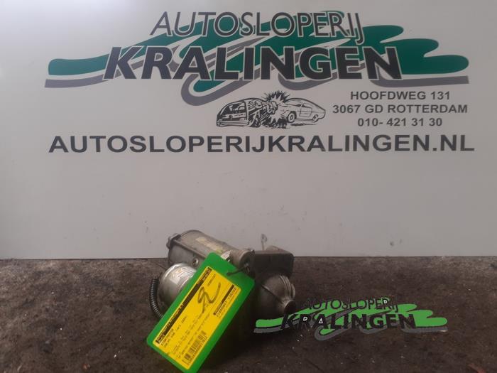 Gebrauchte Anlasser Volvo V40 (VW) 1.9 D Preis € 50,00 Margenregelung angeboten von Autosloperij Kralingen B.V.
