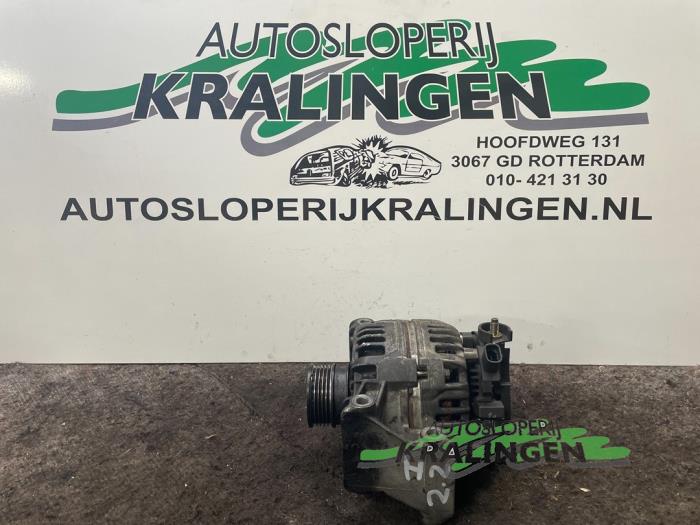 Begagnade Dynamo Opel Astra G (F07) 2.2 16V Pris € 50,00 Marginaltabell erbjuds av Autosloperij Kralingen B.V.