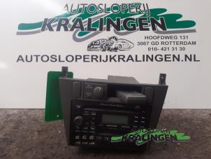 Usagé Radio/Lecteur CD Volvo S40 (VS) 2.0 16V Turbo Prix € 100,00 Règlement à la marge proposé par Autosloperij Kralingen B.V.