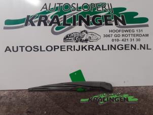 Used Rear wiper arm Kia Picanto (BA) 1.0 12V Price € 25,00 Margin scheme offered by Autosloperij Kralingen B.V.