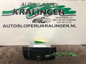 Używane Radioodtwarzacz CD Fiat Punto Evo (199) 1.3 JTD Multijet 85 16V Euro 5 Cena € 100,00 Procedura marży oferowane przez Autosloperij Kralingen B.V.