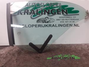 Używane Dodatkowa szyba lewa tylna wersja 2-drzwiowa Volvo C70 (MC) 2.4 20V Cena € 100,00 Procedura marży oferowane przez Autosloperij Kralingen B.V.