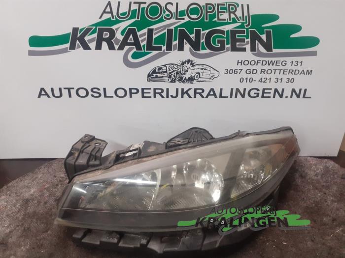 Gebrauchte Scheinwerfer links Renault Laguna II (BG) 2.0 16V Preis € 39,99 Margenregelung angeboten von Autosloperij Kralingen B.V.