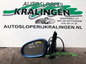 Usagé Rétroviseur gauche Volkswagen Golf V (1K1) 1.4 16V Prix € 50,00 Règlement à la marge proposé par Autosloperij Kralingen B.V.