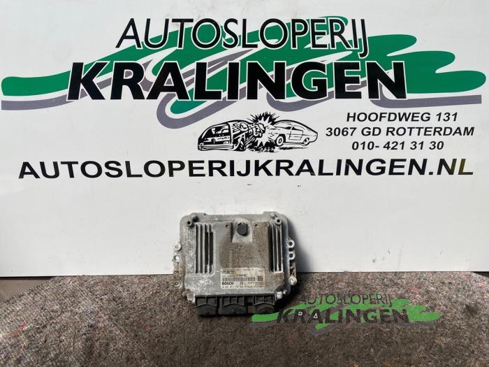 Used Engine management computer Ford Focus C-Max 1.6 TDCi 16V Price € 50,00 Margin scheme offered by Autosloperij Kralingen B.V.