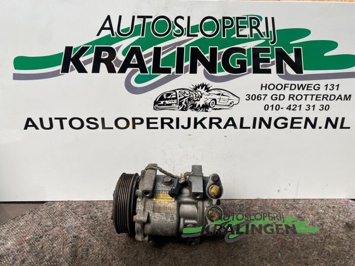 Usagé Compresseur de clim Ford Focus C-Max 1.6 TDCi 16V Prix € 49,98 Règlement à la marge proposé par Autosloperij Kralingen B.V.