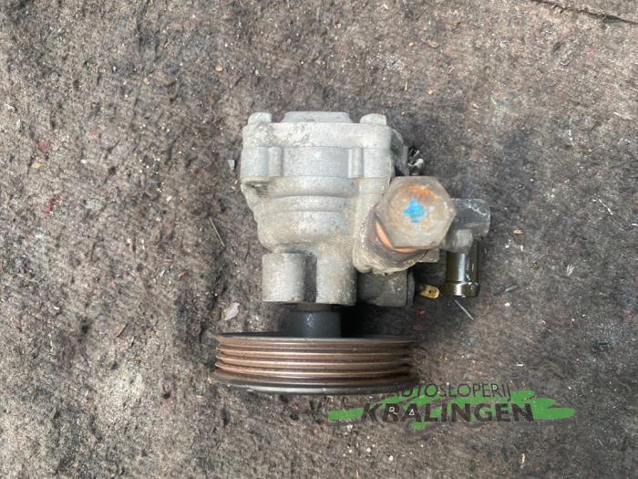 thumbnail image 2 of Refurbished Power Steering Pump For Kia Carnival I & II 2.9 TD / CRDI (1999-2006) 2 of 4
