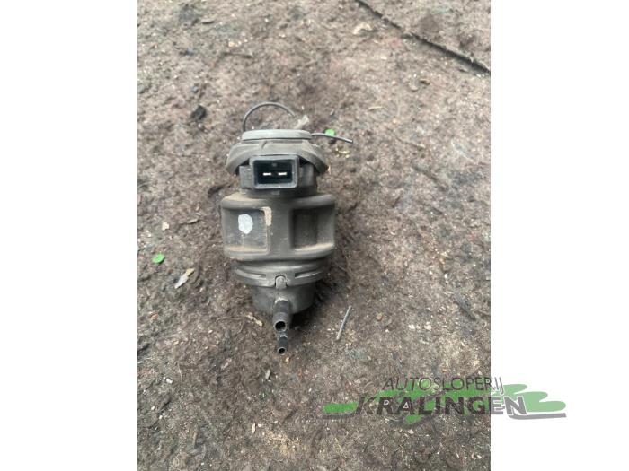 Turbo relief valve from a Renault Kangoo Express (FW) 1.5 dCi 85 2008