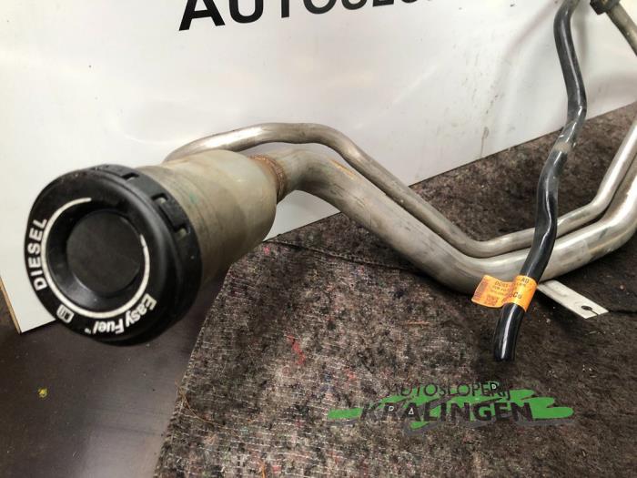 Rurka do napelniania zbiornika paliwa z Ford Mondeo V Wagon 1.5 TDCi 2015