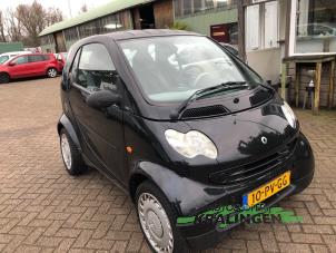Used Front wing, right Smart City-Coupé 0.7 Turbo i.c. Price € 100,00 Margin scheme offered by Autosloperij Kralingen B.V.