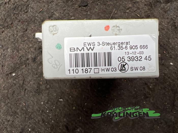 Immobiliser module from a BMW 3 serie Touring (E46/3) 318d 16V 2004