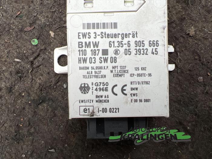 Immobiliser module from a BMW 3 serie Touring (E46/3) 318d 16V 2004