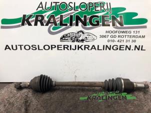 Gebrauchte Antriebswelle links vorne Citroen C2 (JM) 1.1 Preis € 50,00 Margenregelung angeboten von Autosloperij Kralingen B.V.