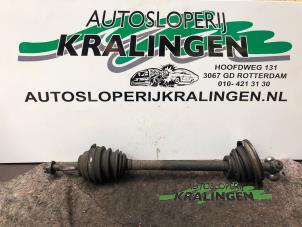 Usagé Arbre de transmission avant gauche Renault Kangoo (KC) 1.4 Prix € 50,00 Règlement à la marge proposé par Autosloperij Kralingen B.V.