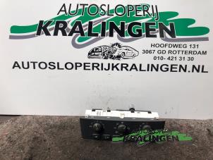 Używane Panel sterowania nagrzewnicy Volvo V40 (VW) 1.8 16V Cena € 50,00 Procedura marży oferowane przez Autosloperij Kralingen B.V.