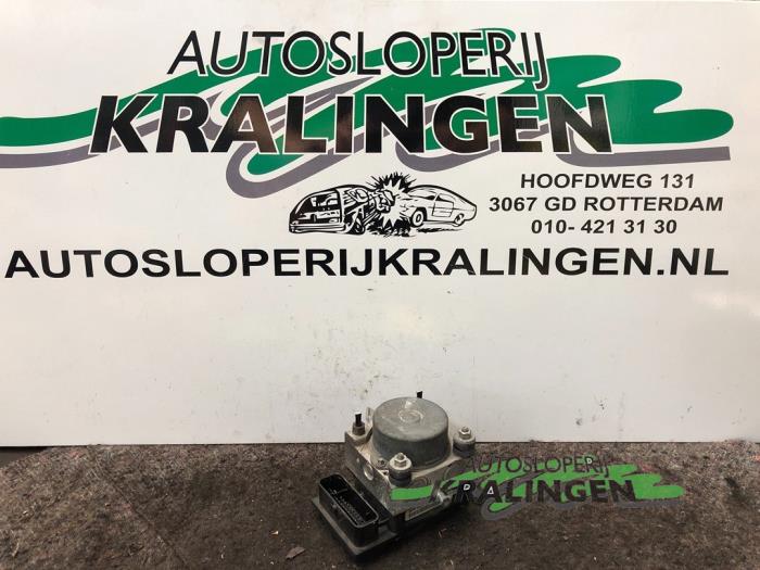 Begagnade ABS-pump Fiat Grande Punto (199) 1.3 JTD Multijet 16V Pris € 18,98 Marginaltabell erbjuds av Autosloperij Kralingen B.V.