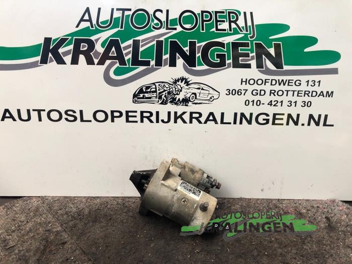 Begagnade Startmotor Toyota Yaris (P1) 1.0 16V VVT-i Pris € 24,98 Marginaltabell erbjuds av Autosloperij Kralingen B.V.