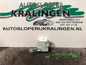 Usagé Ordinateur direction assistée Toyota Yaris (P1) 1.0 16V VVT-i Prix € 50,00 Règlement à la marge proposé par Autosloperij Kralingen B.V.