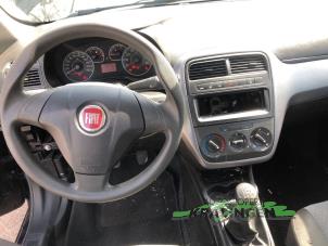 Used Steering wheel Fiat Punto Evo (199) 1.3 JTD Multijet 85 16V Euro 5 Price € 50,00 Margin scheme offered by Autosloperij Kralingen B.V.