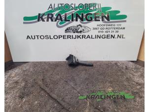 Used Wiper switch Opel Vivaro 1.9 DTI 16V Price € 25,00 Margin scheme offered by Autosloperij Kralingen B.V.