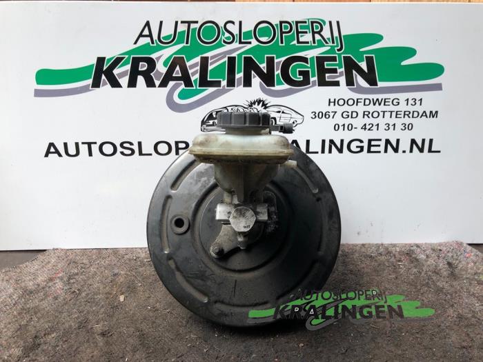 Begagnade Bromsservo Opel Vivaro 2.0 CDTI Pris € 49,99 Marginaltabell erbjuds av Autosloperij Kralingen B.V.