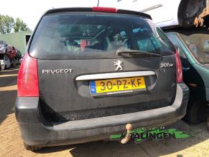 Used Taillight, left Peugeot 307 SW (3H) 1.6 16V Price € 25,00 Margin scheme offered by Autosloperij Kralingen B.V.