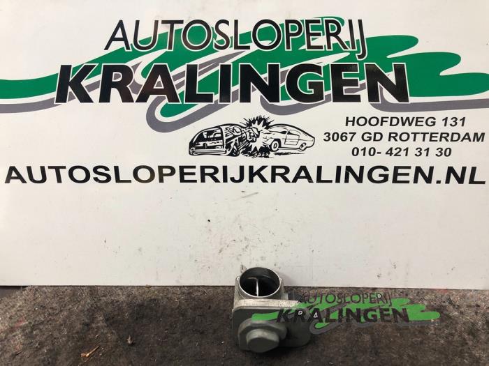Usagé Boitier papillon Volkswagen Caddy III (2KA,2KH,2CA,2CH) 2.0 SDI Prix € 50,00 Règlement à la marge proposé par Autosloperij Kralingen B.V.