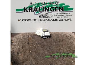 Używane Silnik szyby drzwiowej Citroen C5 I Break (DE) 1.8 16V Cena € 25,00 Procedura marży oferowane przez Autosloperij Kralingen B.V.