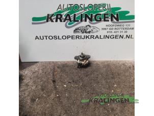 Usagé Pompe à vide (diesel) Opel Combo (Corsa C) 1.3 CDTI 16V Prix € 50,00 Règlement à la marge proposé par Autosloperij Kralingen B.V.