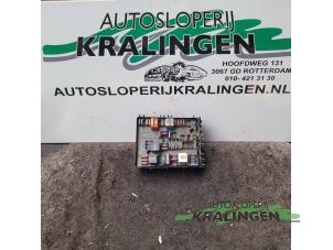Używane Skrzynka bezpieczników Volkswagen Caddy III (2KA,2KH,2CA,2CH) 2.0 SDI Cena € 50,00 Procedura marży oferowane przez Autosloperij Kralingen B.V.