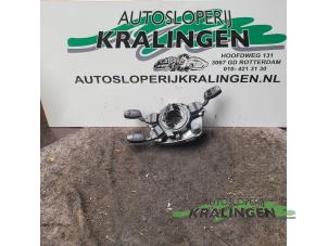 Używane Przelacznik Combi kolumny kierownicy BMW 5 serie (E60) 525d 24V Cena € 100,00 Procedura marży oferowane przez Autosloperij Kralingen B.V.