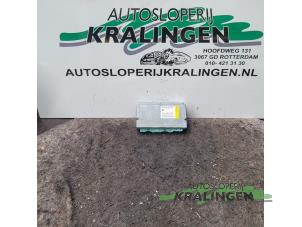 Begagnade Airbagmodul BMW 5 serie (E60) 525d 24V Pris € 100,00 Marginaltabell erbjuds av Autosloperij Kralingen B.V.