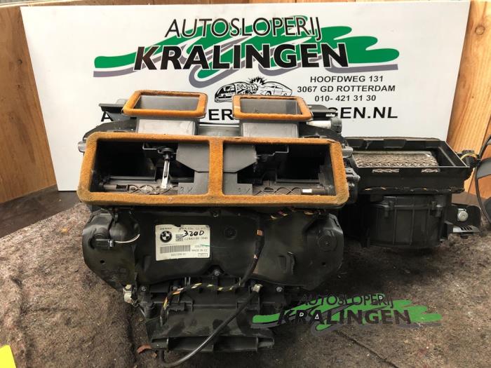 Begagnade Värmarhus BMW 3 serie (E92) 320i 16V Pris € 150,00 Marginaltabell erbjuds av Autosloperij Kralingen B.V.