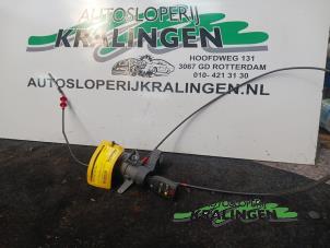Used Ignition lock + key Volvo XC90 I 2.4 D5 20V Price € 150,00 Margin scheme offered by Autosloperij Kralingen B.V.