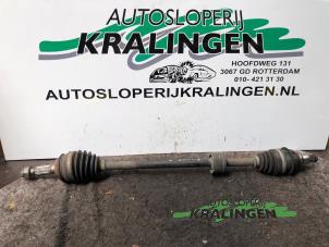 Usagé Arbre de transmission avant droit Daihatsu Cuore (L251/271/276) 1.0 12V DVVT Prix € 50,00 Règlement à la marge proposé par Autosloperij Kralingen B.V.