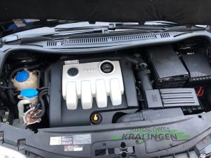 Used Engine protection panel Volkswagen Touran (1T1/T2) 1.9 TDI 105 Euro 3 Price € 35,00 Margin scheme offered by Autosloperij Kralingen B.V.