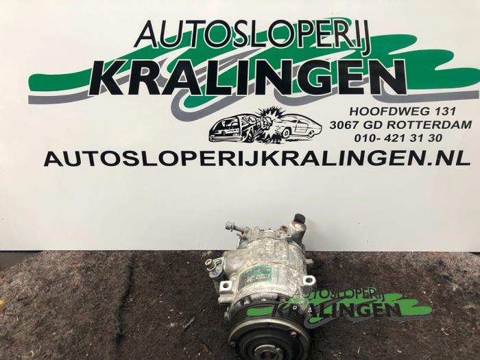 Usagé Pompe clim Volkswagen Polo IV (9N1/2/3) 1.4 16V 75 Prix € 19,98 Règlement à la marge proposé par Autosloperij Kralingen B.V.