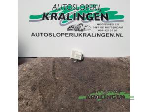 Używane Modul (rózne) BMW 3 serie Touring (E46/3) 318i Cena € 50,00 Procedura marży oferowane przez Autosloperij Kralingen B.V.